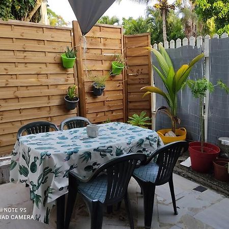 Guest House Bien-Etre Creole Sainte-Anne  Exterior photo